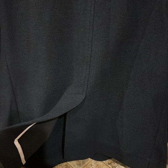 Shades of Grey by Micah Cohen 3 button blazer in Navy Blue - Picture 6 of 11